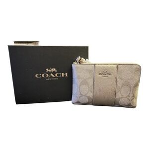 Coach F38655 Gold Metallic Signature Corner Zip With Stripe‎ Wristlet Purse
